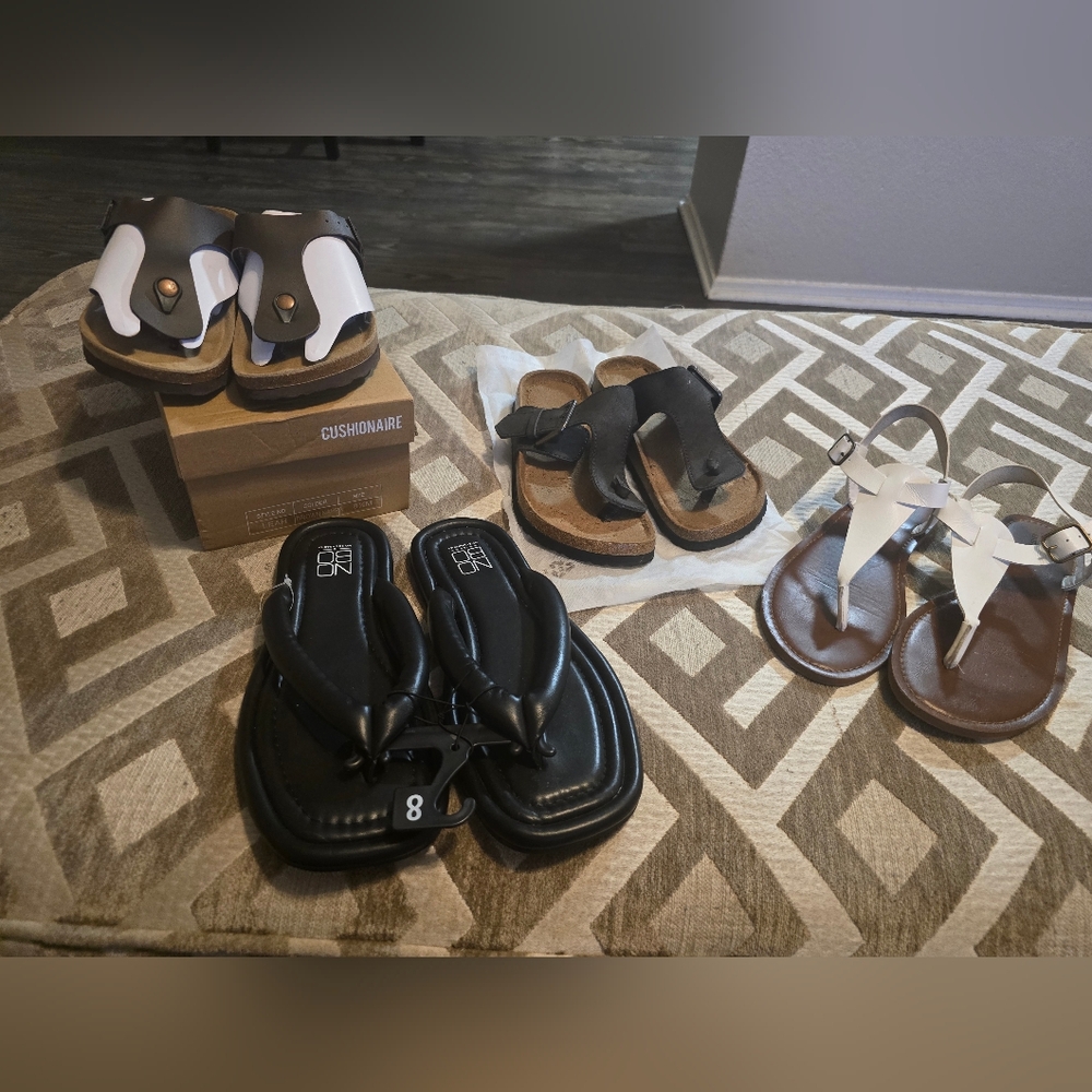 Ladies Sandals 4 Pairs 1 Price
